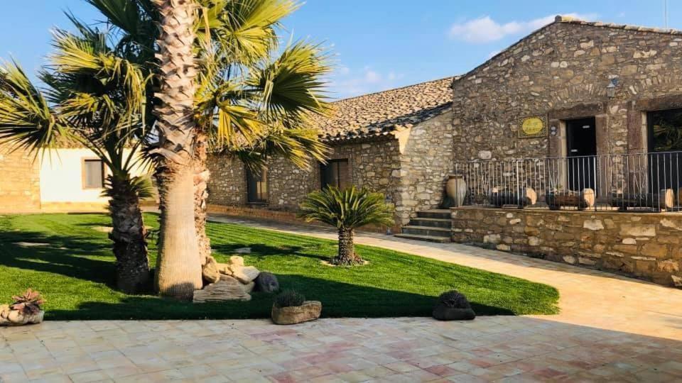 Willa Agriturismo Russa Belladonna Caltagirone Zewnętrze zdjęcie